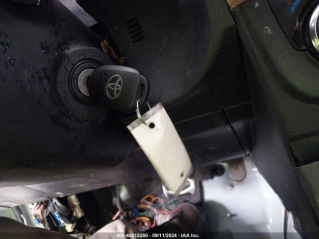 2T1BURHE0GC552938 Toyota COROLLA LE