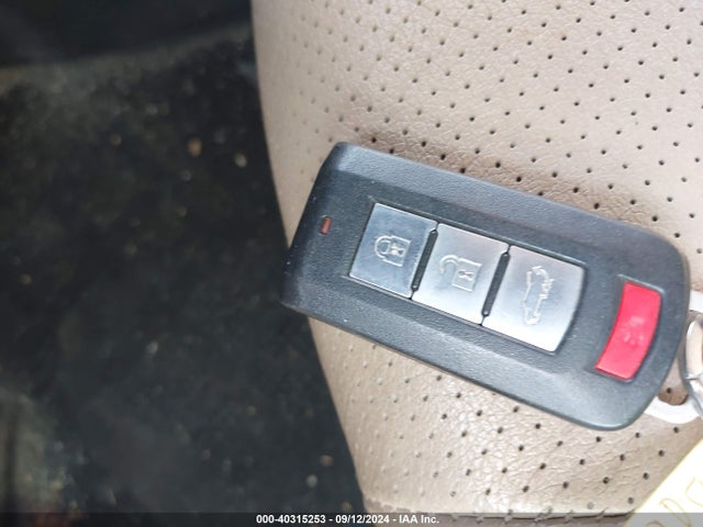 2017 MITSUBISHI OUTLANDER JA4AZ3A38HZ012631 Photo 10