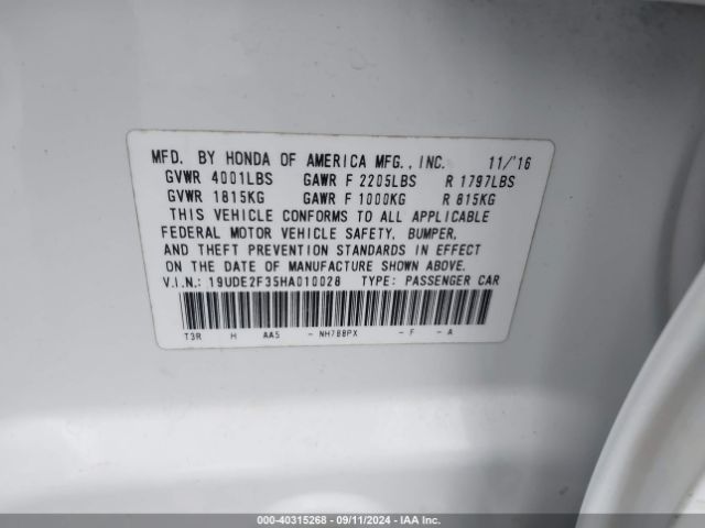 19UDE2F35HA010028 Acura Ilx Acurawatch Plus Package