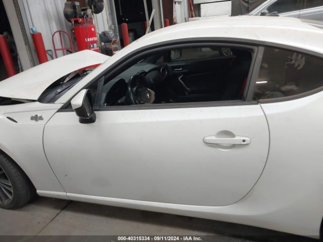 JF1ZNAA18E8702717 Scion FR-S