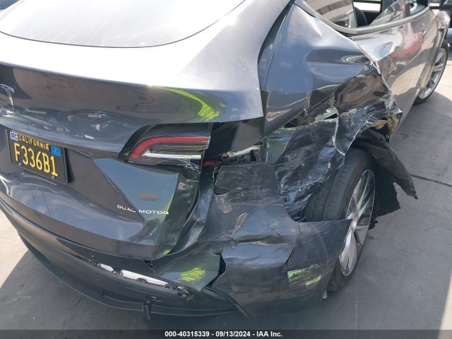 2023 TESLA MODEL Y 7SAYGDEE1PA039525 Photo 5