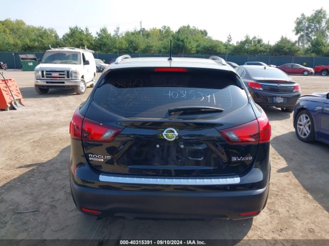 JN1BJ1CR1HW139331 Nissan Rogue Sport Sv
