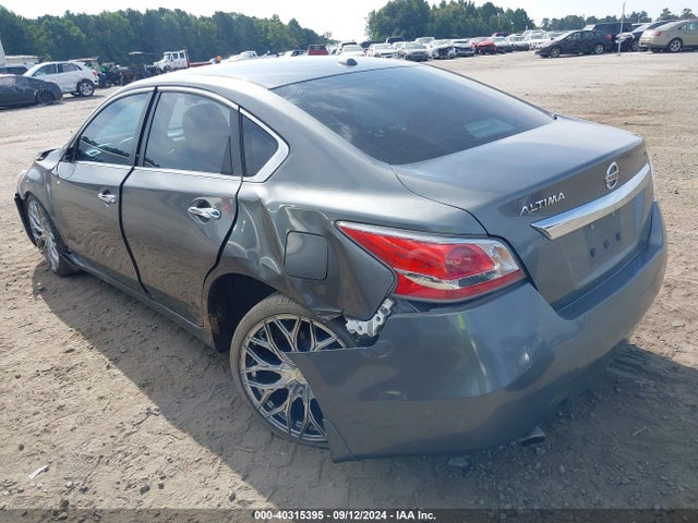 Nissan Altima 2.5 S 2015 1N4AL3AP1FC206028 Image 3