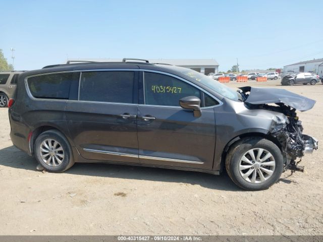 2C4RC1BGXHR592622 Chrysler Pacifica Touring-l