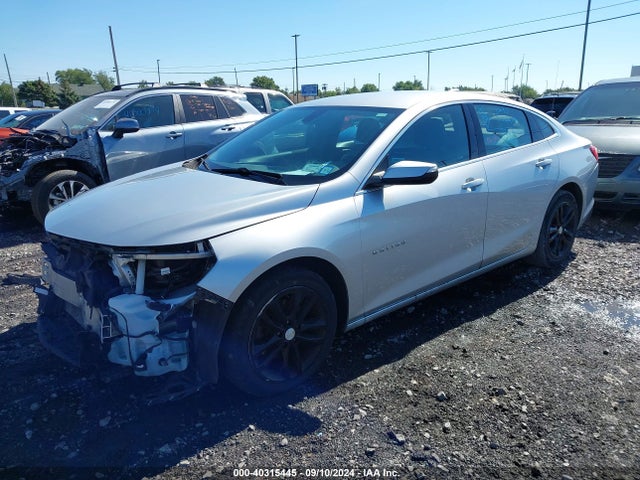 Chevrolet MALIBU LT 2018 1G1ZD5ST0JF107007 Image 2