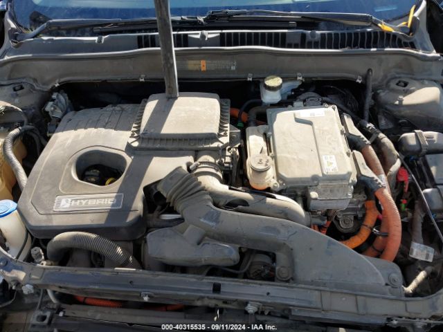 3FA6P0RU2KR105501 Ford Fusion Hybrid Titanium