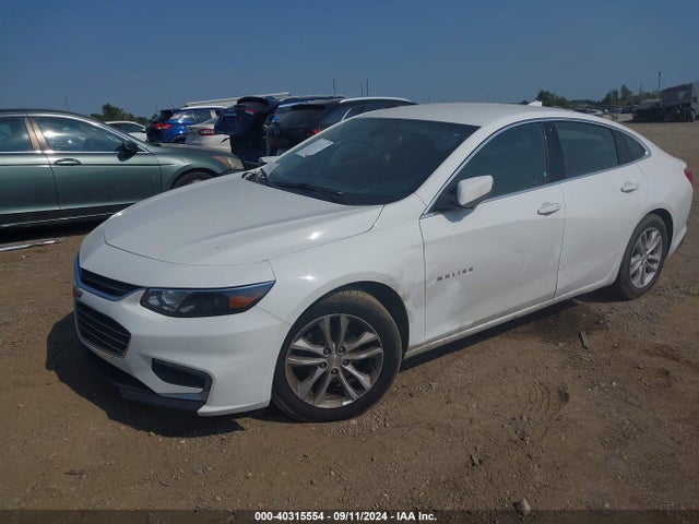 Chevrolet MALIBU LT 2018 1G1ZD5ST1JF176577 Image 2