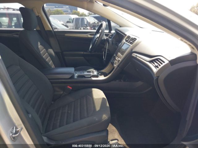 3FA6P0HD1JR156648 Ford FUSION SE