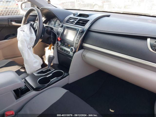 4T4BF1FK3ER433402 Toyota CAMRY LE