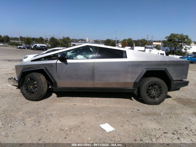 7G2CEHED9RA024430 Tesla Cybertruck All-wheel Drive