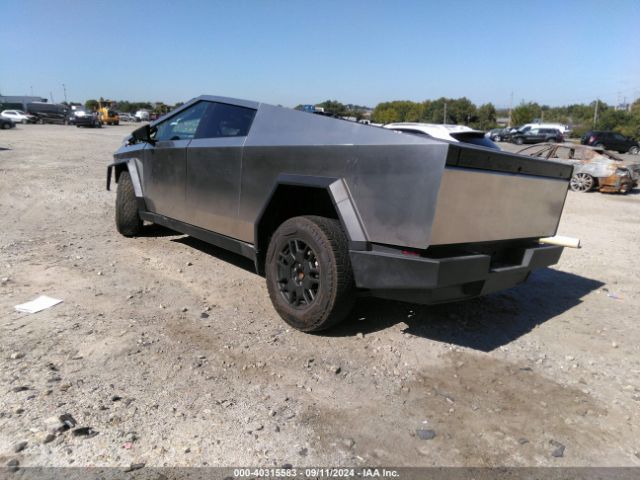 7G2CEHED9RA024430 Tesla Cybertruck All-wheel Drive