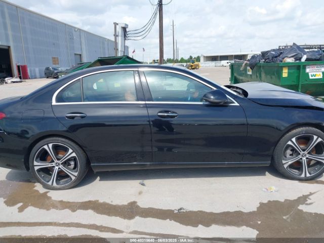 W1KAF4GB4PR099435 Mercedes-Benz C 300 Sedan