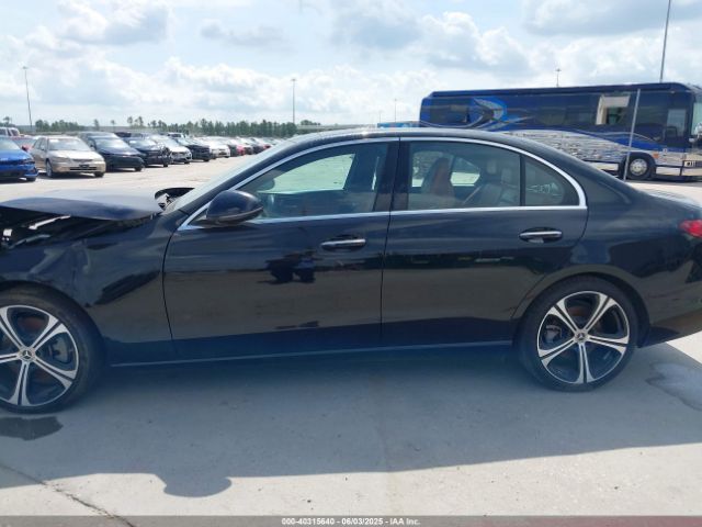 W1KAF4GB4PR099435 Mercedes-Benz C 300 Sedan