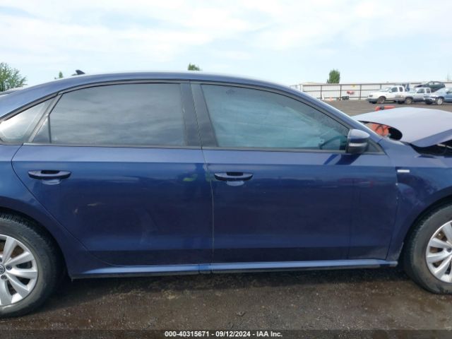 1VWAT7A31FC014474 Volkswagen Passat 1.8t Wolfsburg Edition