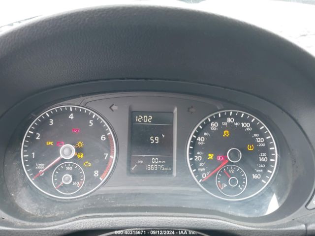 1VWAT7A31FC014474 Volkswagen Passat 1.8t Wolfsburg Edition
