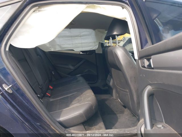 1VWAT7A31FC014474 Volkswagen Passat 1.8t Wolfsburg Edition