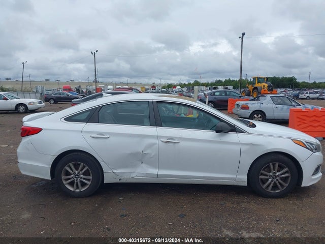 Hyundai Sonata 2017 5NPE24AF8HH451783 Image 13