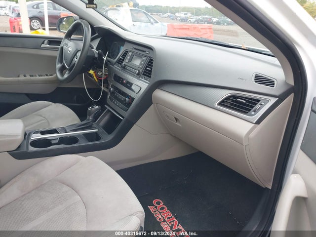 Hyundai Sonata 2017 5NPE24AF8HH451783 Image 5