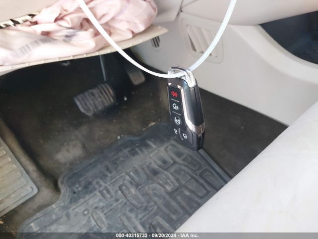 2LMTJ8KR5GBL74651 Lincoln Mkx Select
