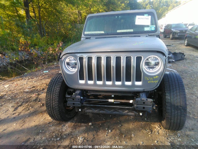 1C4HJXEN8NW148396 Jeep Wrangler Unlimited Sahara 4x4