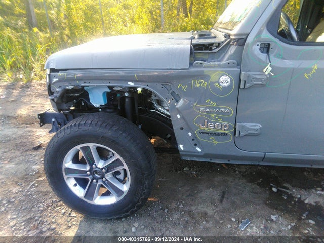 1C4HJXEN8NW148396 Jeep Wrangler Unlimited Sahara 4x4