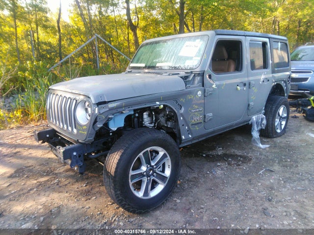 1C4HJXEN8NW148396 Jeep Wrangler Unlimited Sahara 4x4