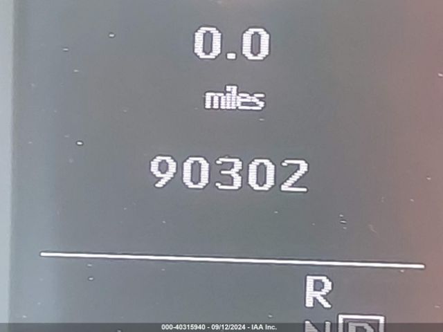 SJKCH5CP5HA031260 Infiniti Qx30 Premium