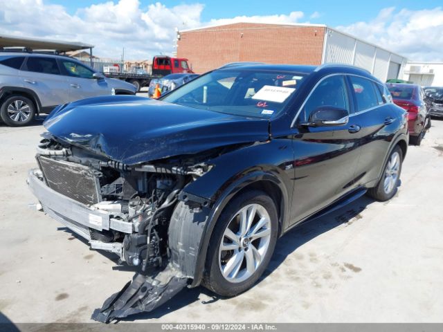 SJKCH5CP5HA031260 Infiniti Qx30 Premium