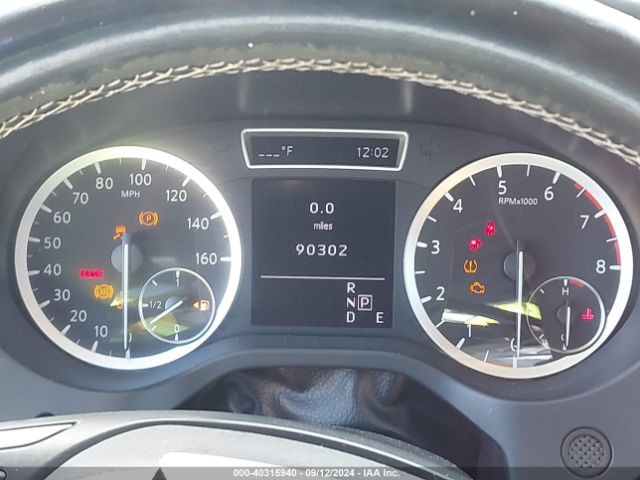SJKCH5CP5HA031260 Infiniti Qx30 Premium