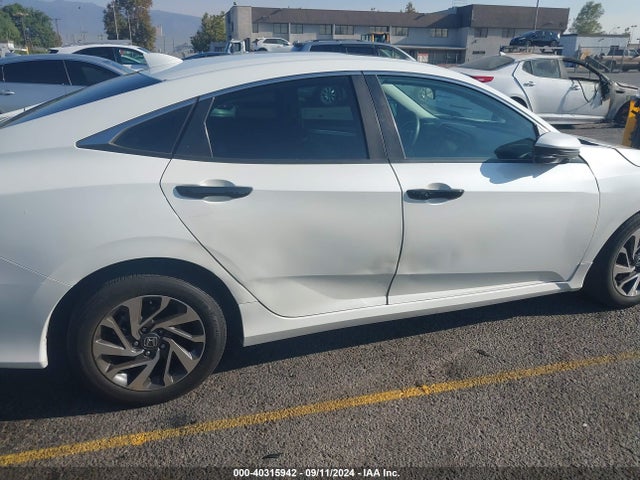 Honda CIVIC EX 2017 2HGFC2F86HH506628 Image 18
