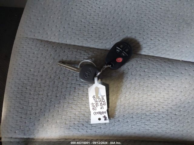 5TDKK3DC1ES499517 Toyota Sienna Le V6 8 Passenger