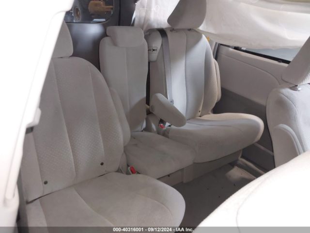 5TDKK3DC1ES499517 Toyota Sienna Le V6 8 Passenger