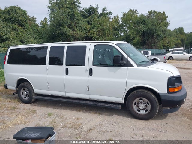 1GAZGNFF2H1332550 Chevrolet Express 3500 Ls