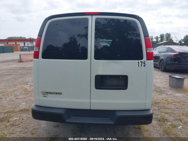 1GAZGNFF2H1332550 Chevrolet Express 3500 Ls