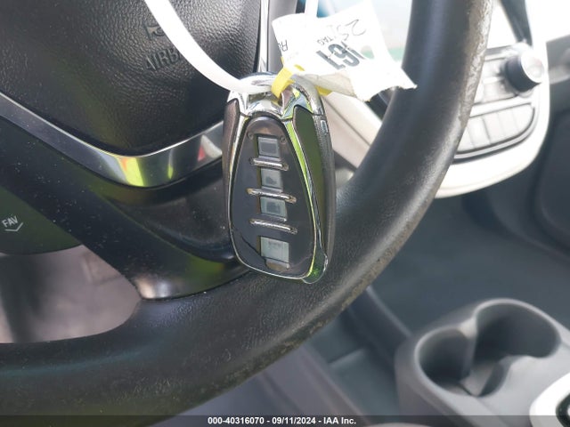 Chevrolet BOLT EV LT 2017 1G1FW6S06H4132508 Image 11