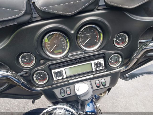 2012 HARLEY-DAVIDSON FLHTCU 1HD1FCM10CB632527 Photo 6