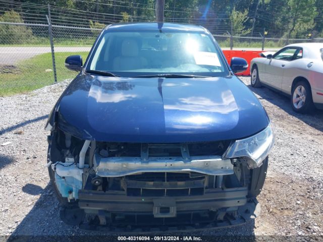 JA4AD3A34JZ064665 Mitsubishi Outlander Se
