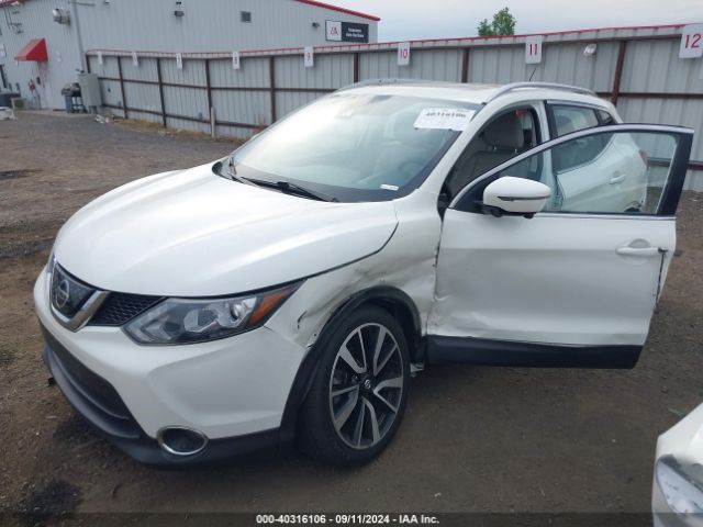 JN1BJ1CR7JW251797 Nissan Rogue Sport Sl