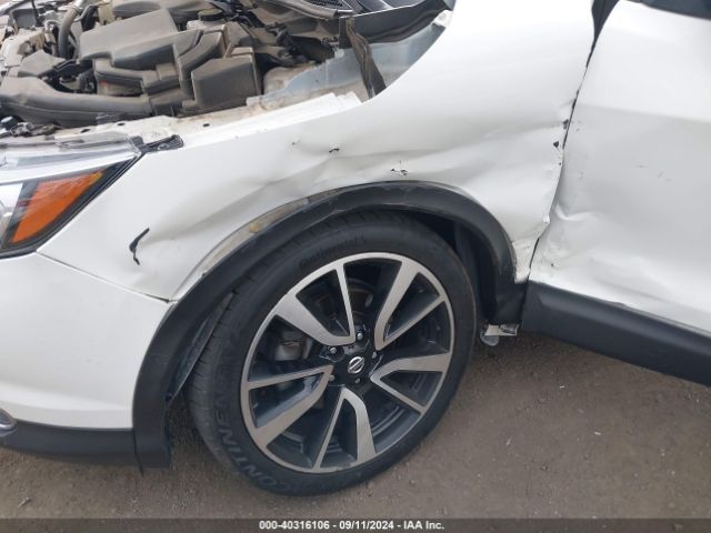 JN1BJ1CR7JW251797 Nissan Rogue Sport Sl