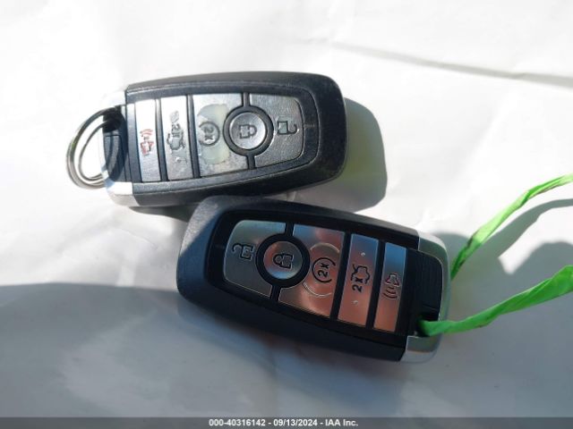 3FA6P0HD1HR268456 Ford FUSION SE