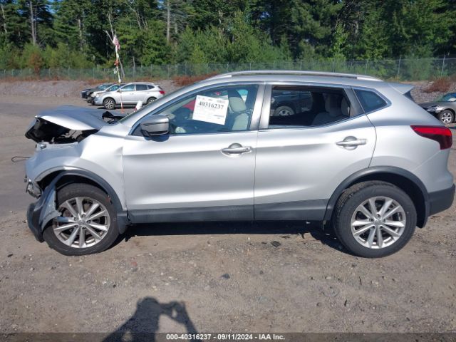 JN1BJ1CR9JW286809 Nissan Rogue Sport Sv