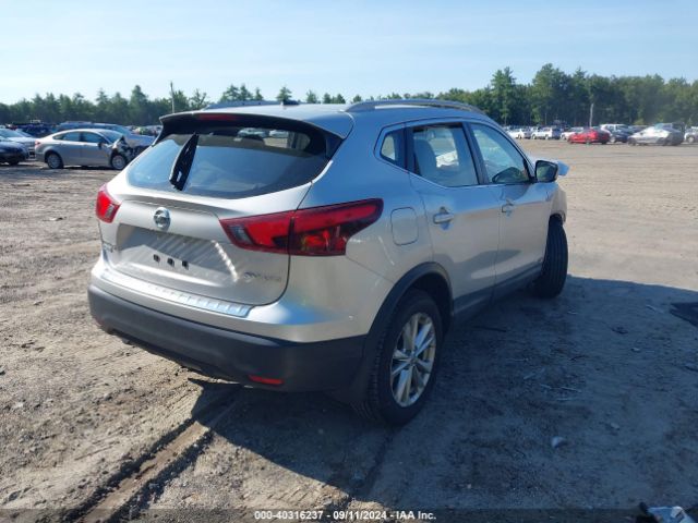 JN1BJ1CR9JW286809 Nissan Rogue Sport Sv