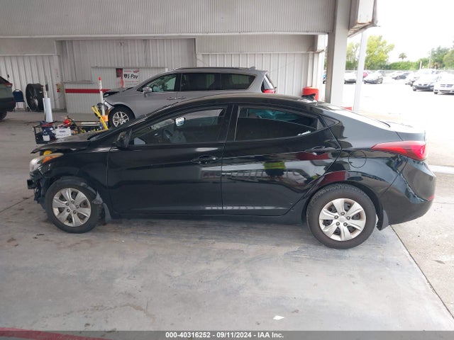 Hyundai ELANTRA SE 2016 KMHDH4AE3GU517125 Image 15