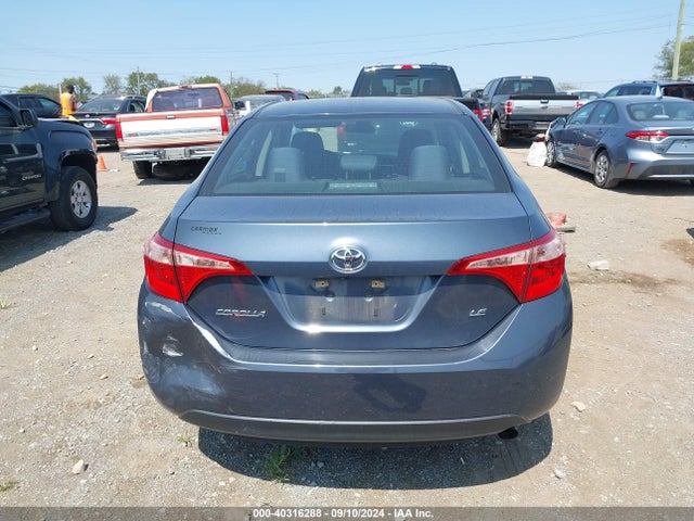 Toyota COROLLA LE 2018 5YFBURHE2JP785369 Image 16