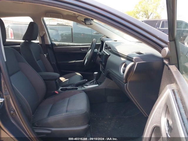 Toyota COROLLA LE 2018 5YFBURHE2JP785369 Image 5