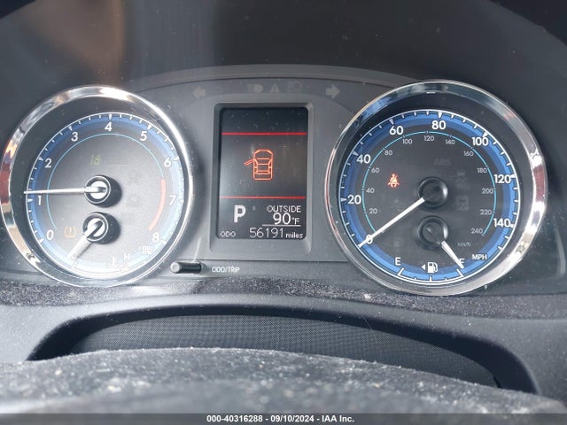 Toyota COROLLA LE 2018 5YFBURHE2JP785369 Image 7