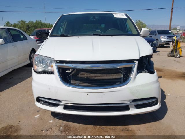 2C4RC1BG2GR111499 Chrysler Town & Country Touring