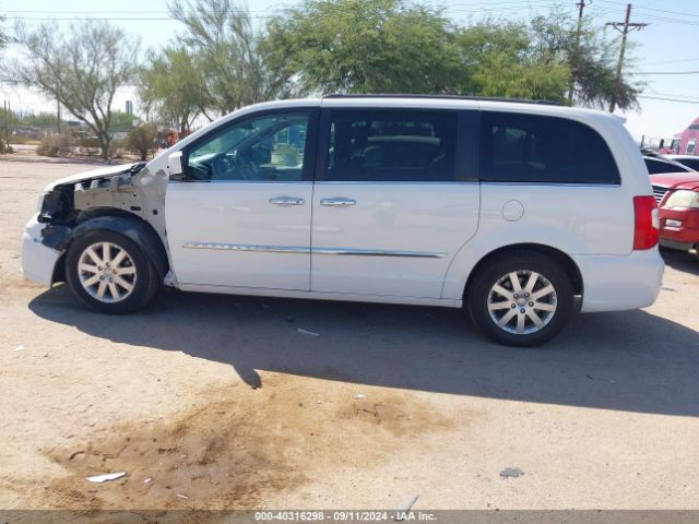2C4RC1BG2GR111499 Chrysler Town & Country Touring