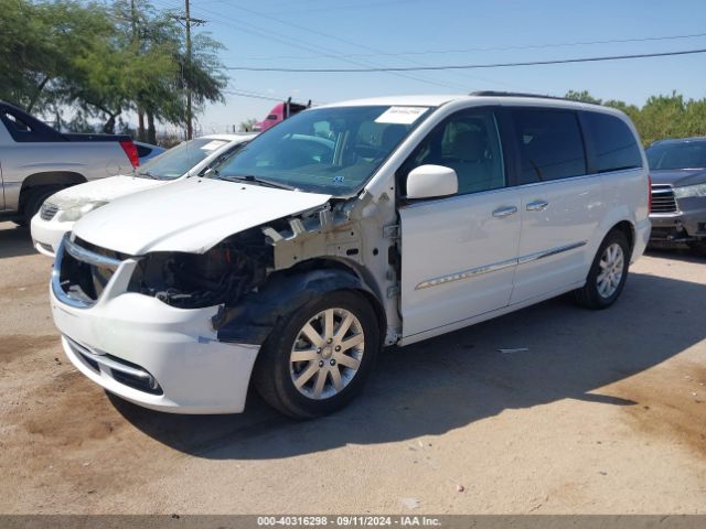 2C4RC1BG2GR111499 Chrysler Town & Country Touring
