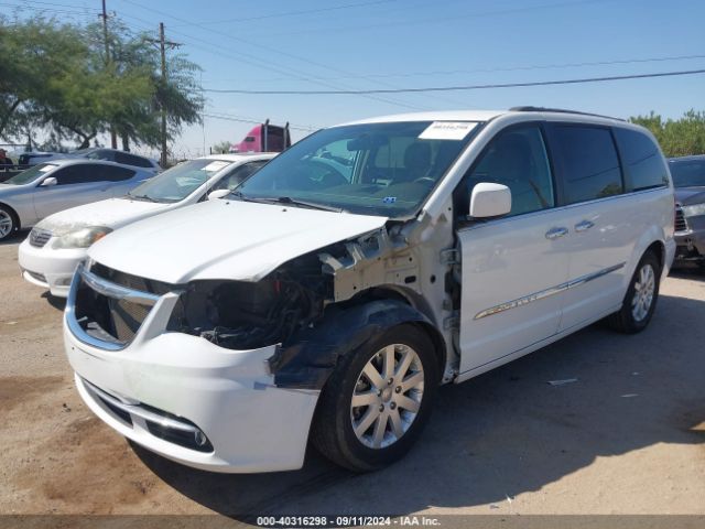 2C4RC1BG2GR111499 Chrysler Town & Country Touring
